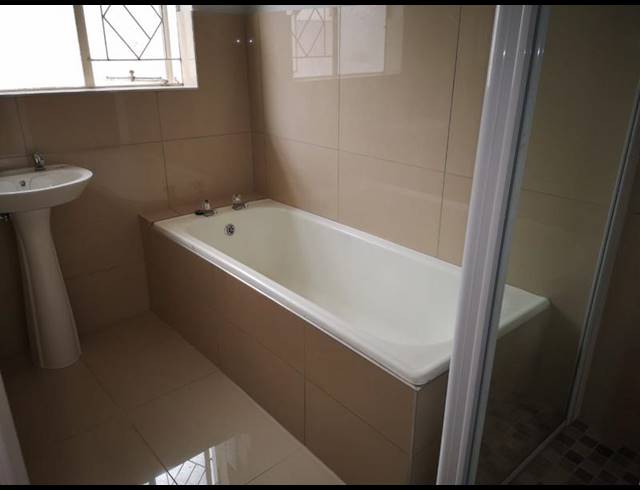 1 BEDROOM PROPERTY TO RENT IN BOSTON